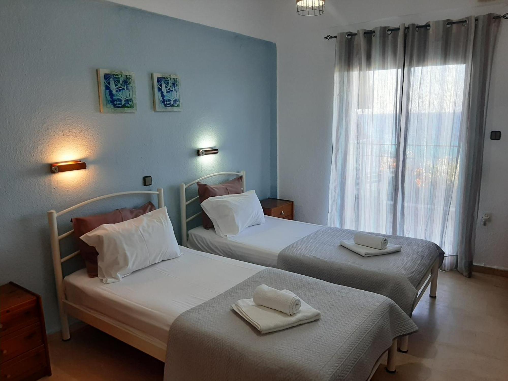 Alexiadis Apartments Агия-Параскеви Экстерьер фото
