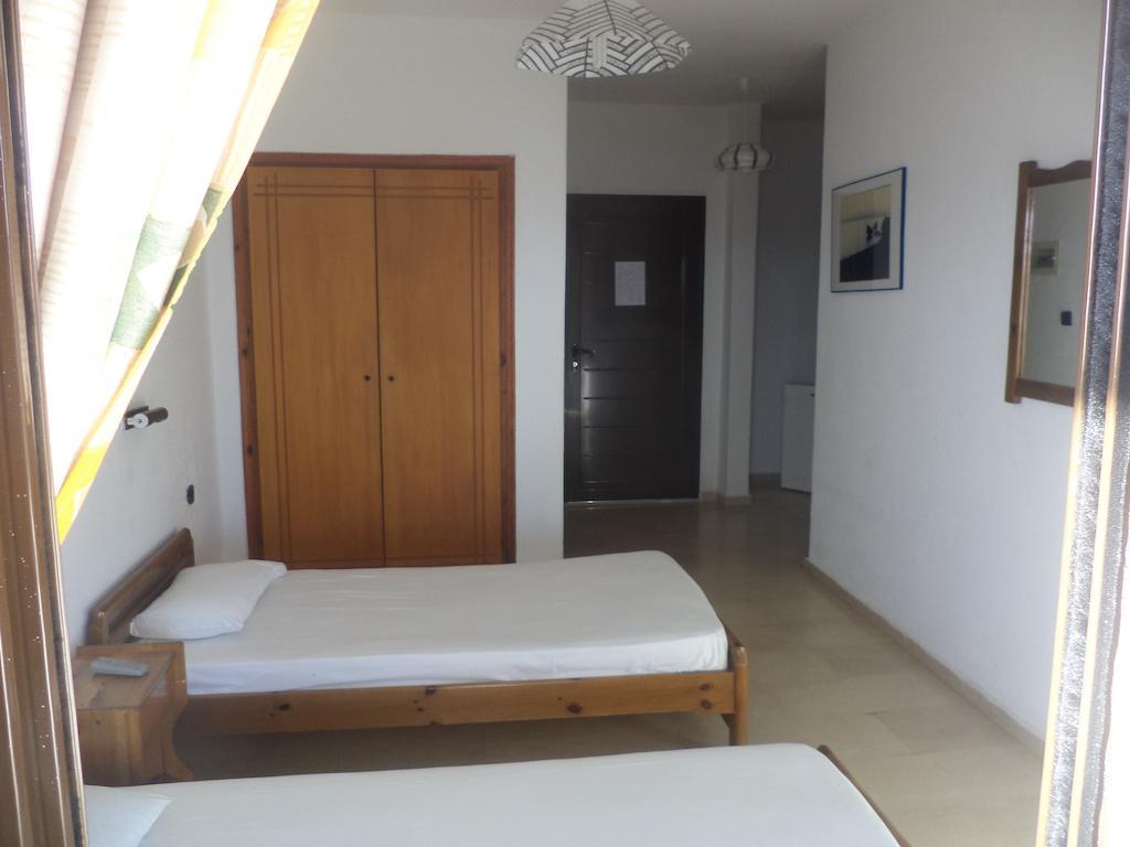 Alexiadis Apartments Агия-Параскеви Номер фото