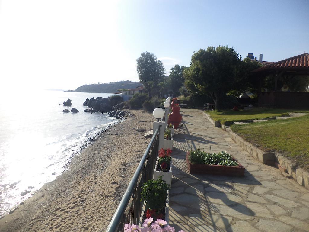 Alexiadis Apartments Агия-Параскеви Номер фото